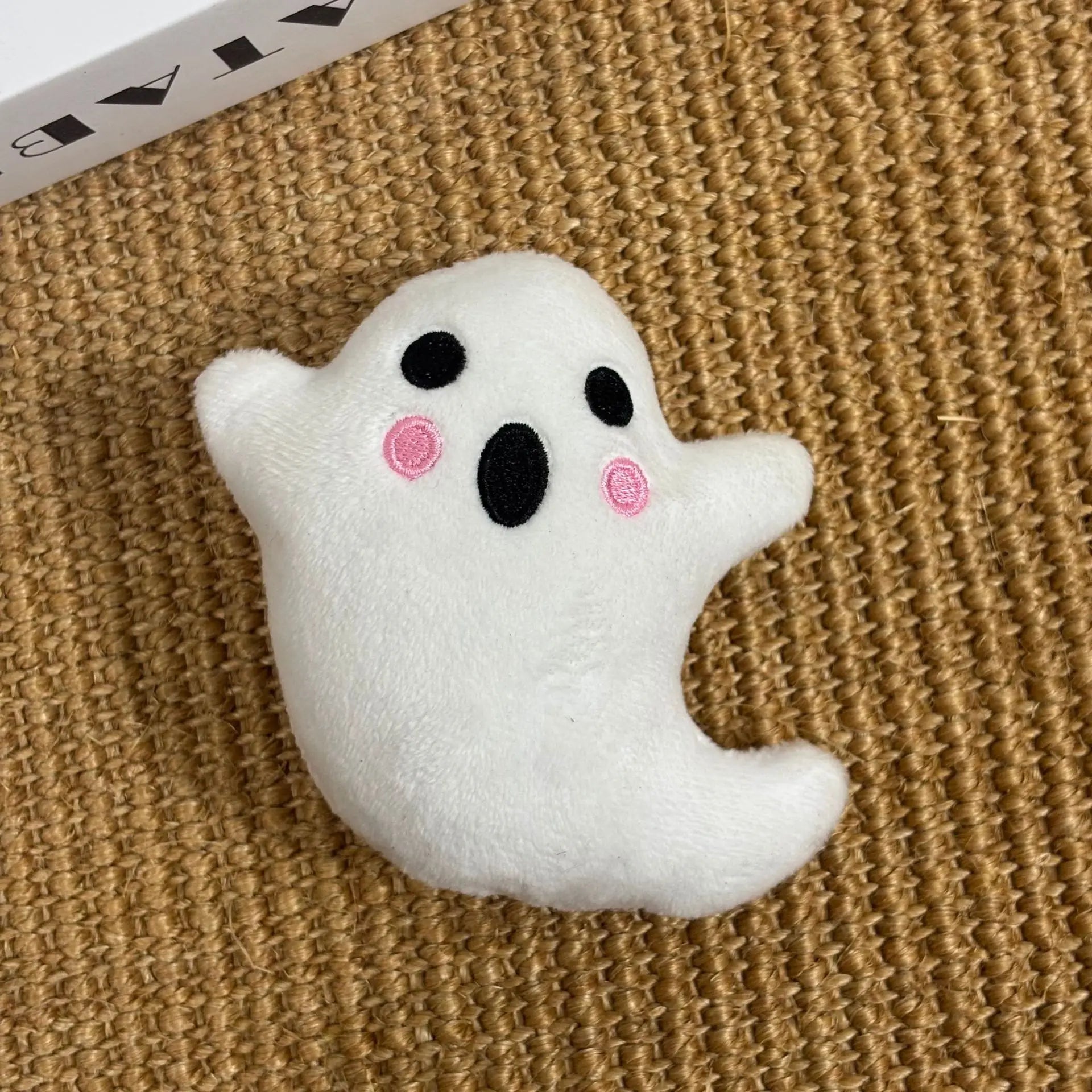 Gioco in Peluche Halloween per Cani – Fantasmini Morbidi con Sonaglino