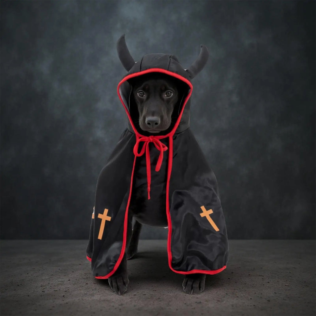 Mantello di Halloween per Cani – Costume Divertente con Corna e Dettagli Rosso Fuoco