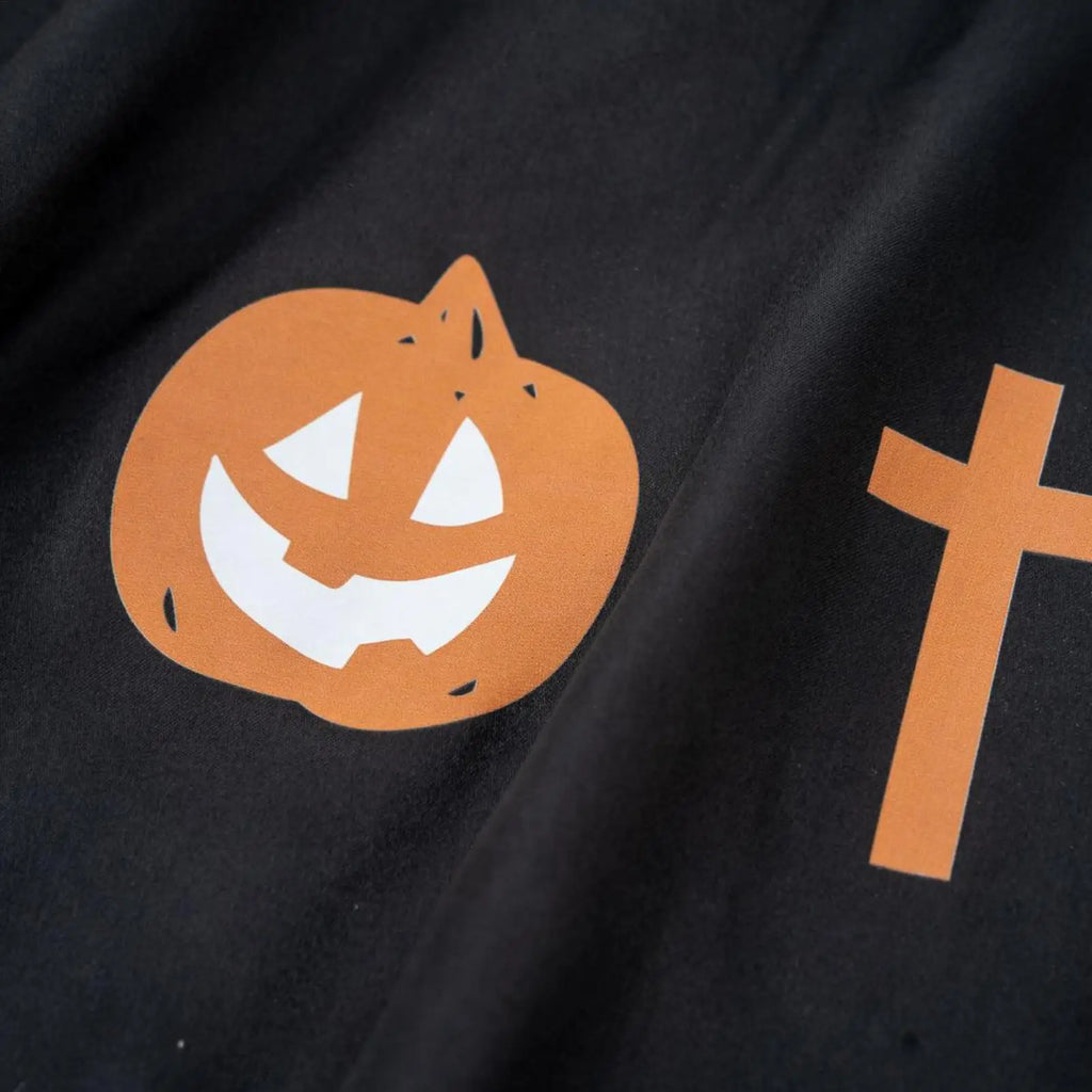 Mantello di Halloween per Cani – Costume Divertente con Corna e Dettagli Rosso Fuoco